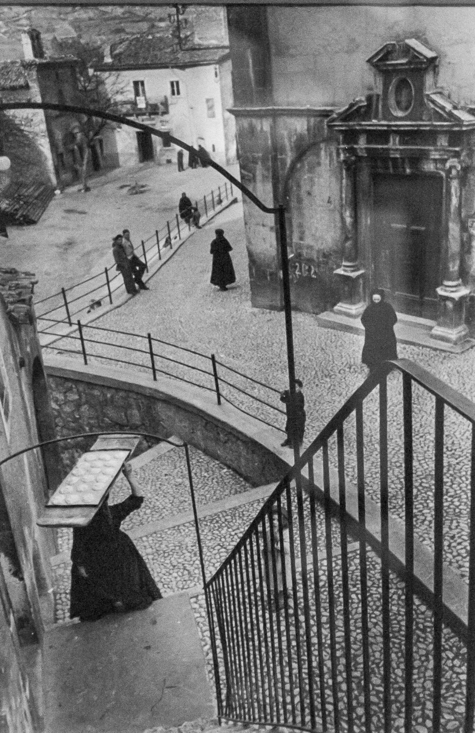 Henri Cartier-Bresson e la Foto di Scanno: il momento decisivo della fotografia